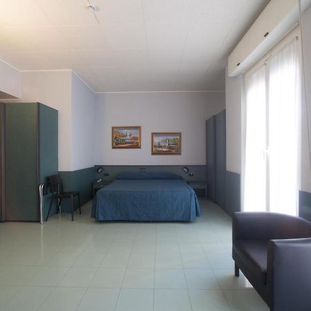 Hotel Tirreno جنوة المظهر الخارجي الصورة