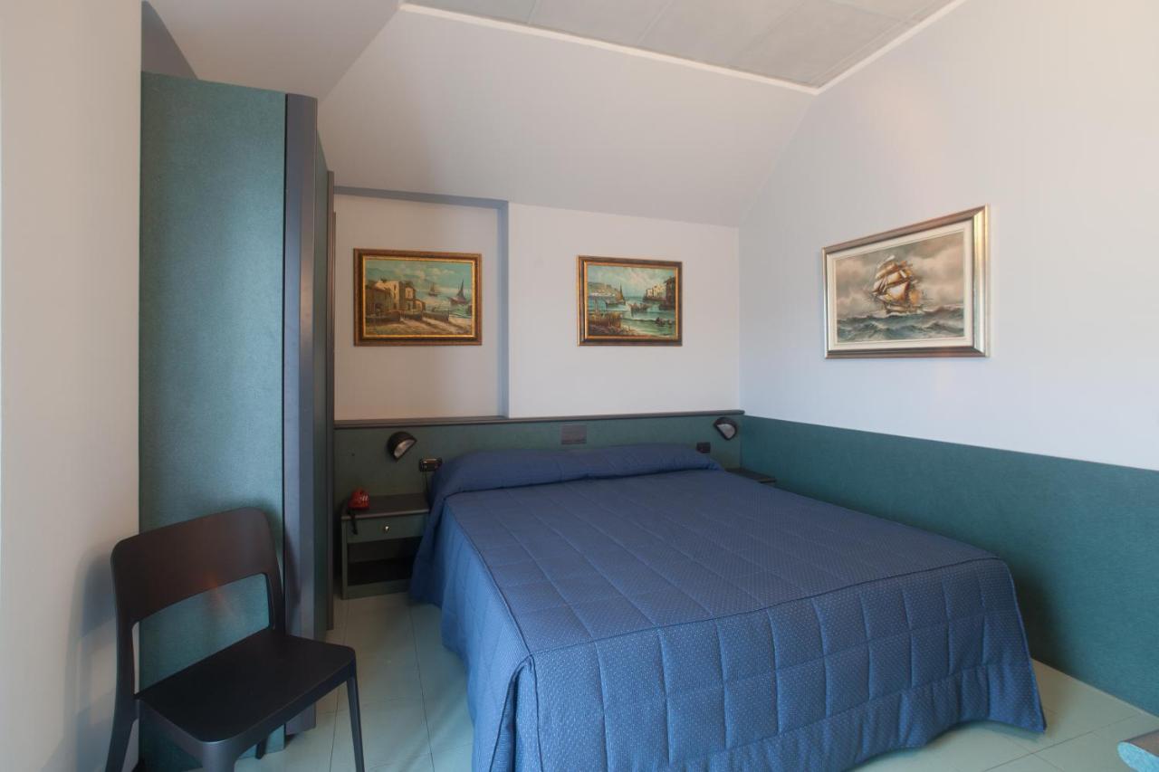 Hotel Tirreno جنوة المظهر الخارجي الصورة